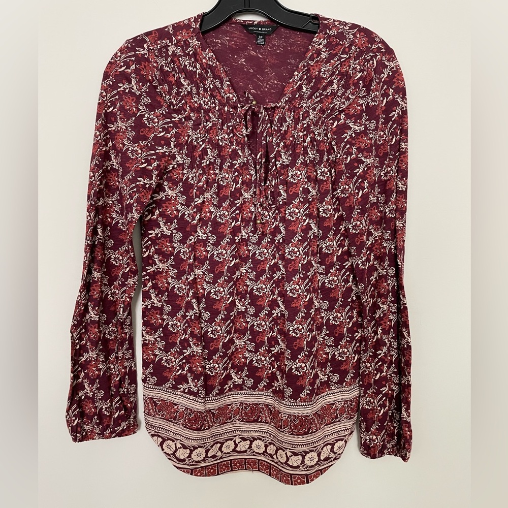 Lucky Brand Burgundy Abstract Print Top Size Small